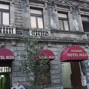 Hotel Niza
